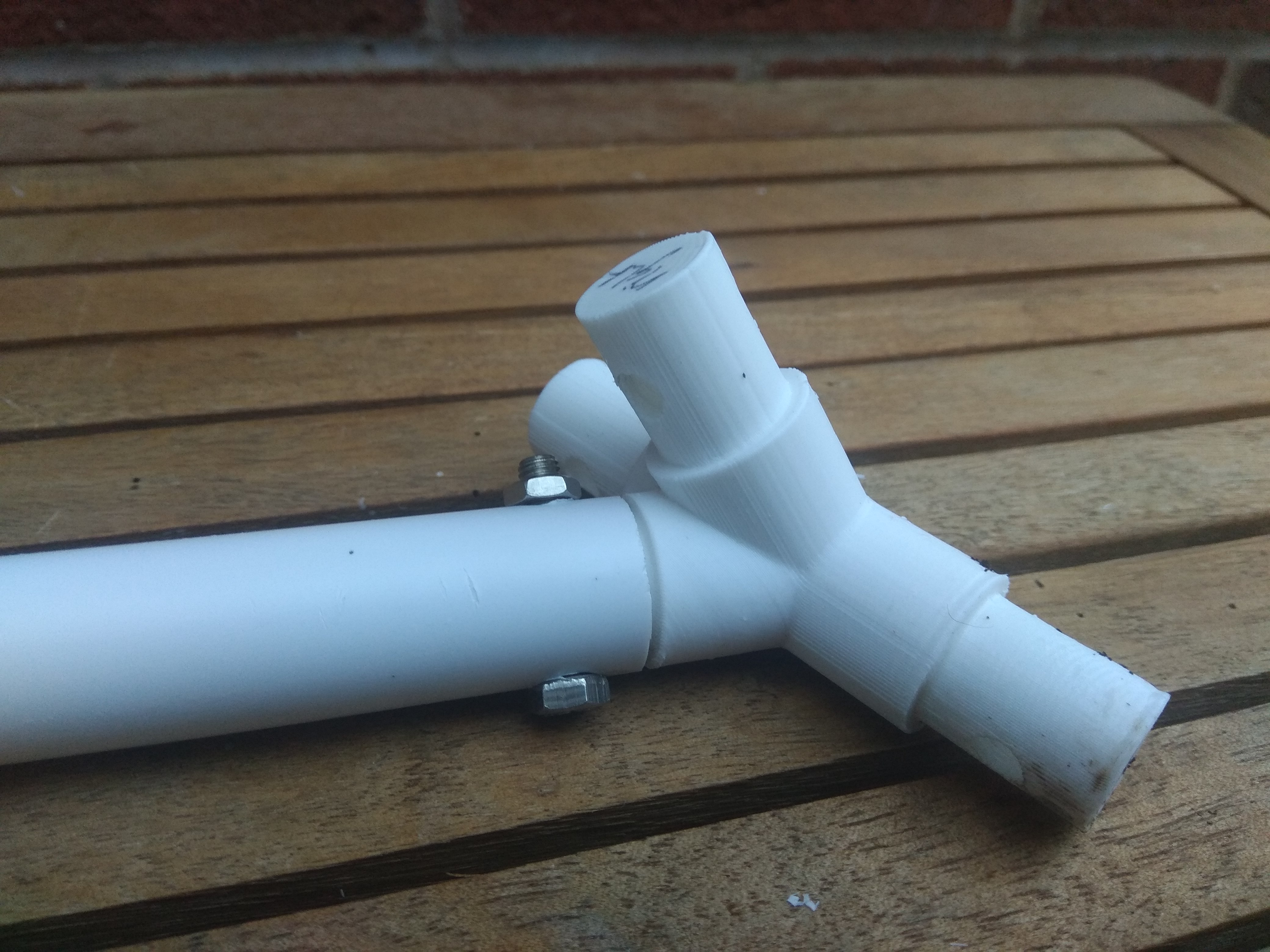 Right Strut Connector